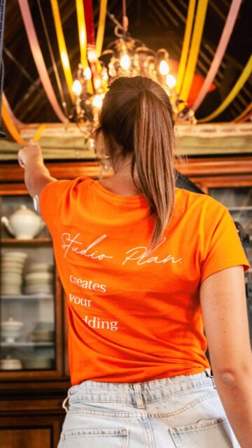 Marie werkt intussen 8 maanden voor en achter de schermen bij Studio Plan! Zie hier hoe zij de zomer heeft beleefd 😄

#weddingstyling #weddingplannerbelgie #eventplannerbelgie #eventdesign #weddingseason
